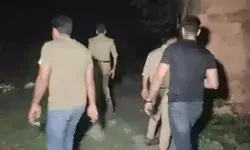 पुलिस एवं बदमाशों में मुठभेड़- 10 हजारी फहीम को लगी गोली- साथी फरार पुलिस एवं बदमाशों में मुठभेड़- 10 हजारी फहीम को लगी गोली- साथी फरार