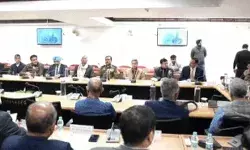 आंदोलनकारी किसानों की केंद्र सरकार के साथ फिर बैठक हुई फिक्स आंदोलनकारी किसानों की केंद्र सरकार के साथ फिर बैठक हुई फिक्स