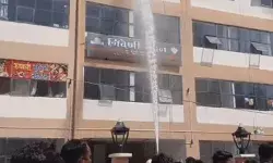 रामनगरी अयोध्या में दो स्थानों पर लगी भयंकर आग- लपटों व धुएं के.... रामनगरी अयोध्या में दो स्थानों पर लगी भयंकर आग- लपटों व धुएं के....