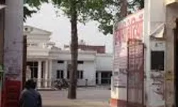 आवास के नाम पर सभासद ने रिश्वत के तौर पर हड़प लिए रुपए- एसडीएम ने.... आवास के नाम पर सभासद ने रिश्वत के तौर पर हड़प लिए रुपए- एसडीएम ने....