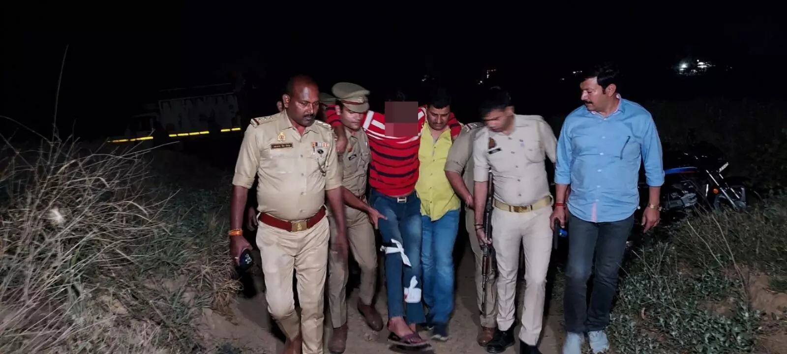 दो गोकशों का हॉफ एनकाउंटर-तीसरे को घेराबंदी कर पकड़ा