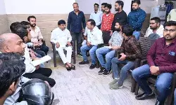 दुखड़ा रोने पहुंचे संविदाकर्मियों की मंत्री कपिल ने सुनी समस्या- MD...