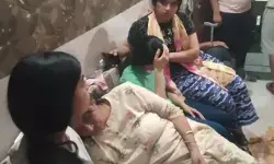 शेयर कारोबार में नुकसान- कारोबारी के बेटे ने किया ऐसा काम शेयर कारोबार में नुकसान- कारोबारी के बेटे ने किया ऐसा काम
