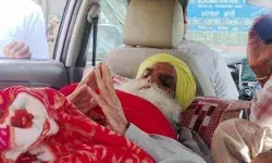 किसान नेता ने 4 महीने 11 दिन बाद तोड़ा अनशन- डल्लेवाल ने पिया पानी किसान नेता ने 4 महीने 11 दिन बाद तोड़ा अनशन- डल्लेवाल ने पिया पानी