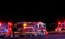 दिल दहला देने वाला हादसा- उड़ान भरने के बाद घर में जा घुसा विमान