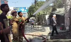 बेगम पुल इलाके में दर्जनों दुकानों में लगी आग- घंटों बाद काबू में आई बेगम पुल इलाके में दर्जनों दुकानों में लगी आग- घंटों बाद काबू में आई