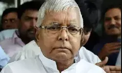 आरजेडी सुप्रीमो की बिगड़ी तबीयत- दिल्ली ले जाने की तैयारी आरजेडी सुप्रीमो की बिगड़ी तबीयत- दिल्ली ले जाने की तैयारी