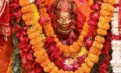 ज्ञानवापी में खुला श्रृंगार गौरी मंदिर- दर्शन के लिए उमड़े श्रद्धालु ज्ञानवापी में खुला श्रृंगार गौरी मंदिर- दर्शन के लिए उमड़े श्रद्धालु