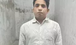 विजिलेंस का छापा- पूर्ति विभाग का इंस्पेक्टर घूस लेते गिरफ्तार विजिलेंस का छापा- पूर्ति विभाग का इंस्पेक्टर घूस लेते गिरफ्तार