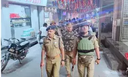 वक्फ बिल पास होने के बाद अलर्ट मोड पर पुलिस- जुम्मे की नमाज...