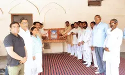 जयंती पर सपाईयों ने महापुरुषों को किया नमन- लिया उनके विचारों पर.... जयंती पर सपाईयों ने महापुरुषों को किया नमन- लिया उनके विचारों पर....