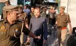 निरीक्षण के अगले दिन ही पूर्व MLA शाहनवाज का चित्रकूट जेल ट्रांसफर निरीक्षण के अगले दिन ही पूर्व MLA शाहनवाज का चित्रकूट जेल ट्रांसफर