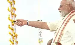 रामेश्वरम पहुंचे पीएम मोदी ने किया पम्बन ब्रिज का उद्घाटन- एशिया का... रामेश्वरम पहुंचे पीएम मोदी ने किया पम्बन ब्रिज का उद्घाटन- एशिया का...