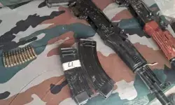 मिली कामयाबी सुरक्षा बलों ने 6 उग्रवादियों को किया गिरफ्तार- मौत का... मिली कामयाबी सुरक्षा बलों ने 6 उग्रवादियों को किया गिरफ्तार- मौत का...