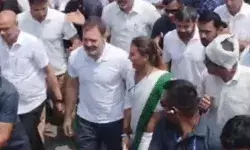 राहुल गांधी पदयात्रा 24 मिनट में ही खत्म-1 किलोमीटर चलने के बाद... राहुल गांधी पदयात्रा 24 मिनट में ही खत्म-1 किलोमीटर चलने के बाद...