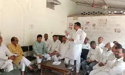 बैठक में PDA चर्चा कार्यक्रम चलाने पर जोर- अल्पसंख्यकों से भेदभाव... बैठक में PDA चर्चा कार्यक्रम चलाने पर जोर- अल्पसंख्यकों से भेदभाव...