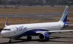 हवा में उड़े महिला के प्राण- वाराणसी जा रही इंडिगो फ्लाइट में.... हवा में उड़े महिला के प्राण- वाराणसी जा रही इंडिगो फ्लाइट में....