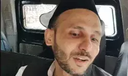 दर्जनभर वकीलों की फौज के साथ बयान दर्ज कराने पहुंचे सपा सांसद