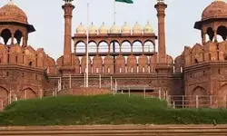 दिल्ली पुलिस के पास लाल किला व जामा मस्जिद को उड़ाने की कॉल