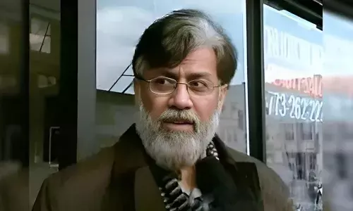 एयरपोर्ट पर लैंड हुआ विशेष विमान- मुंबई हमले के दोषी ने रखा भारत.....