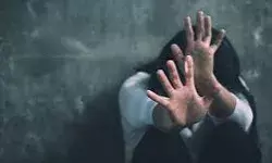 स्कूली छात्रा का यौन उत्पीड़न- इंजीनियरिंग स्टूडेंट गिरफ्तार स्कूली छात्रा का यौन उत्पीड़न- इंजीनियरिंग स्टूडेंट गिरफ्तार