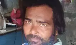 तू बड़ा नेता बनता है और बरसने लगी गोलियां-पार्टी में सफाईकर्मी का मर्डर तू बड़ा नेता बनता है और बरसने लगी गोलियां-पार्टी में सफाईकर्मी का मर्डर