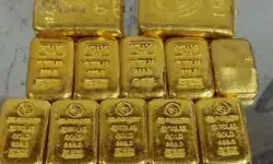 एयरपोर्ट पर जूतों में मिली सोने की खान- 6.7 किलो सोने के साथ...