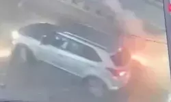 कारोबारियों की गाड़ी पर बम अटैक- बाइक सवारों ने की टारगेट बमबाजी कारोबारियों की गाड़ी पर बम अटैक- बाइक सवारों ने की टारगेट बमबाजी