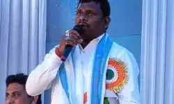 सांसद की वार्निंग- वक्फ की संपत्ति पर डाली नज़र तो निकाल लेंगे आंख सांसद की वार्निंग- वक्फ की संपत्ति पर डाली नज़र तो निकाल लेंगे आंख