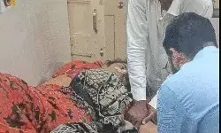 तीन बच्चों को जहर देने के बाद गला काटा- फिर मां बाप ने खुद भी..