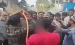 पति की शिकायत पर पत्नी को मस्जिद में बुलाकर लाठी डंडों से तोड़ी करवट पति की शिकायत पर पत्नी को मस्जिद में बुलाकर लाठी डंडों से तोड़ी करवट