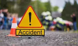 कार-लॉरी की टक्कर में एक छात्र की हुई मौत कार-लॉरी की टक्कर में एक छात्र की हुई मौत