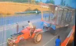 माल ढोने वाली ट्रैक्टर ट्राली ने बाइक में मारी टक्कर- 1 की मौत 1 गंभीर माल ढोने वाली ट्रैक्टर ट्राली ने बाइक में मारी टक्कर- 1 की मौत 1 गंभीर