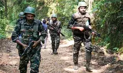 एनकाउंटर में अभी तक 8 नक्सली ढेर- कोबरा कमांडो के साथ हो रही मुठभेड़ एनकाउंटर में अभी तक 8 नक्सली ढेर- कोबरा कमांडो के साथ हो रही मुठभेड़