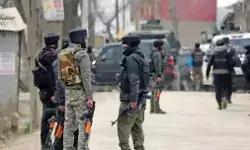 पहलगाम हमले के 24 घंटे में तीसरी मुठभेड़- उधमपुर में एनकाउंटर शुरु पहलगाम हमले के 24 घंटे में तीसरी मुठभेड़- उधमपुर में एनकाउंटर शुरु