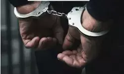 उग्रवादियों पर शिकंजा- 7 मिलीटेंट्स किये गिरफ्तार- नकदी के साथ... उग्रवादियों पर शिकंजा- 7 मिलीटेंट्स किये गिरफ्तार- नकदी के साथ...