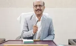 उद्योग बंधु बैठक में पुलवामा हमले के मृतकों को दी गई श्रद्धांजलि उद्योग बंधु बैठक में पुलवामा हमले के मृतकों को दी गई श्रद्धांजलि