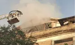 ED दफ्तर बिल्डिंग में भयंकर आग- कई इलाकों की दमकल मौके पर पहुंची ED दफ्तर बिल्डिंग में भयंकर आग- कई इलाकों की दमकल मौके पर पहुंची