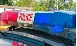 हाईवे पर बैठी मौत का दरोगा एवं सिपाही की जिंदगी पर झपट्टा हाईवे पर बैठी मौत का दरोगा एवं सिपाही की जिंदगी पर झपट्टा