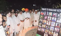 प्रयत्न संस्था के बैनर तले निकाला कैंडल मार्च- दी श्रद्धांजलि प्रयत्न संस्था के बैनर तले निकाला कैंडल मार्च- दी श्रद्धांजलि