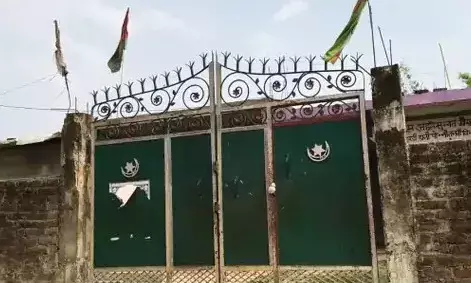 सरकारी व सार्वजनिक जमीन पर बने धार्मिक स्थल चिन्हित- बुलडोजर की तैयारी
