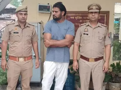 सफाईकर्मी को पीटने वाला सपा एमएलए का देवर जेल यात्रा पर भेजा सफाईकर्मी को पीटने वाला सपा एमएलए का देवर जेल यात्रा पर भेजा