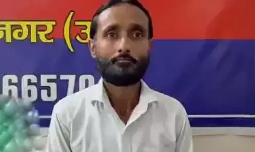 जिस व्यक्ति का हाथ लगने से गिरी थी राकेश टिकैत की पगड़ी उसने मांगी माफी