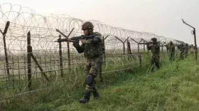 पाक की नापाक हरकत जारी- सीज फायर तोड़ 10वें दिन भी फायरिंग पाक की नापाक हरकत जारी- सीज फायर तोड़ 10वें दिन भी फायरिंग