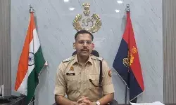 मंदिर के महंत से वसूली- चौकी इंचार्ज लाइन हाजिर- दो सिपाही सस्पेंड मंदिर के महंत से वसूली- चौकी इंचार्ज लाइन हाजिर- दो सिपाही सस्पेंड