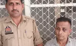 61 साल के चाय वाले की जवानी ने मारे हिलोरें- नाबालिग से रेप का प्रयास 61 साल के चाय वाले की जवानी ने मारे हिलोरें- नाबालिग से रेप का प्रयास