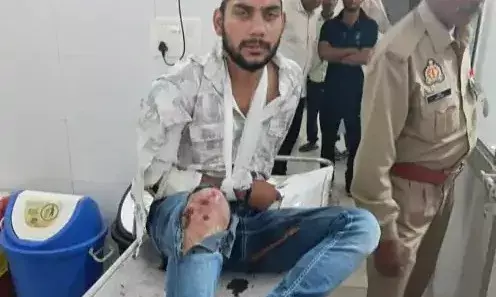 हाईवे पर हादसा- चौराहे पर बस से टकराई बाइक- एक की मौत दूसरा गंभीर
