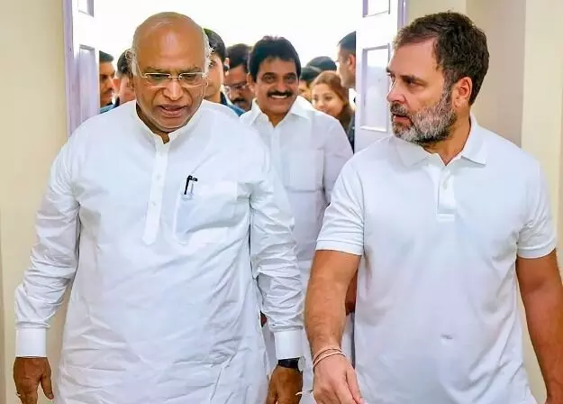 ऑपरेशन सिंदूर- बोले खड़गे राहुल- हर कदम का समर्थन- सरकार व सेवा.. ऑपरेशन सिंदूर- बोले खड़गे राहुल- हर कदम का समर्थन- सरकार व सेवा..