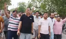 ऑपरेशन सिंदूर- सड़क पर जयकारा लगाते हुए निकले स्पीकर महाना