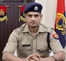नशे का कारोबार रोकने में विफल दरोगा समेत चार पुलिसकर्मी सस्पेंड नशे का कारोबार रोकने में विफल दरोगा समेत चार पुलिसकर्मी सस्पेंड